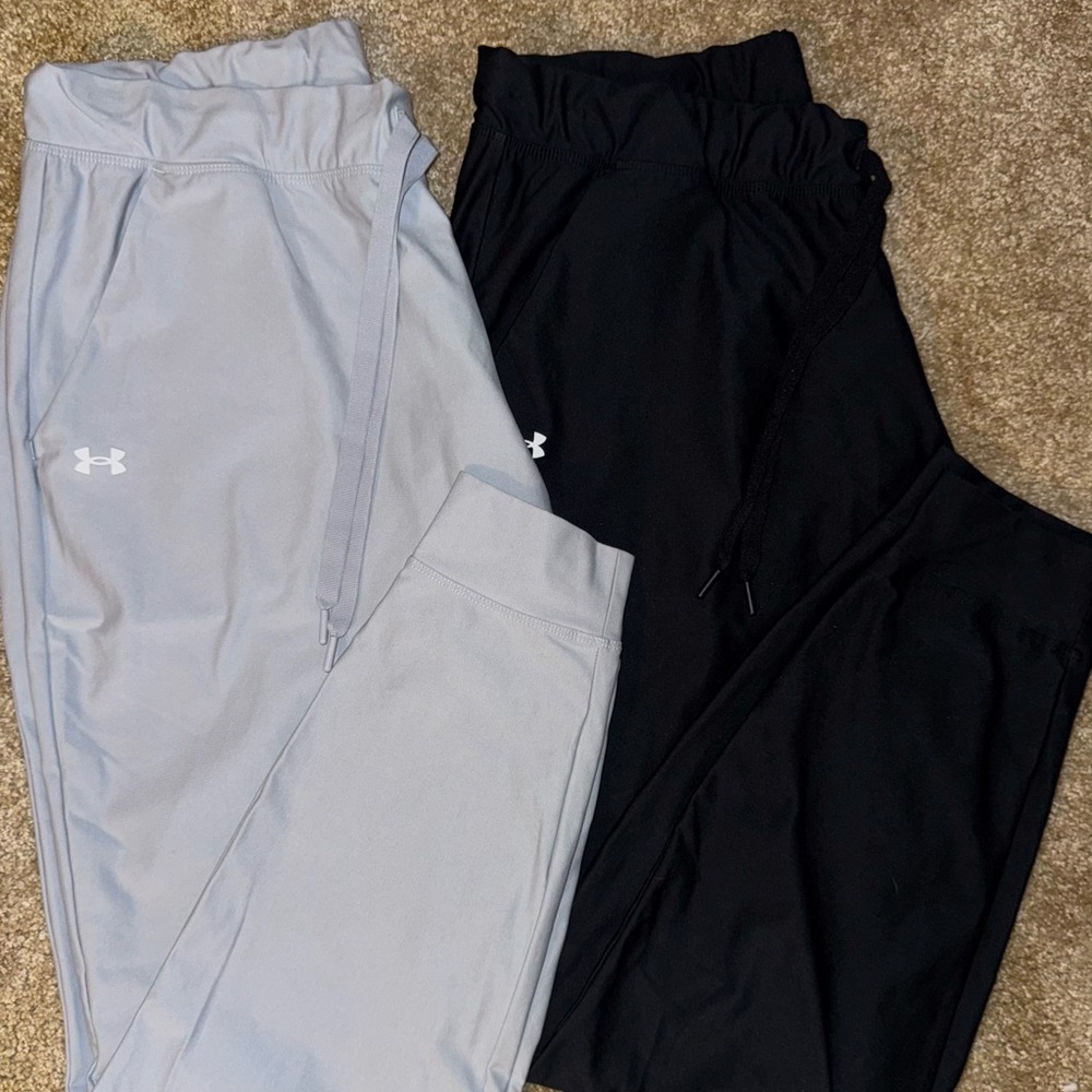 Under Armour Joggers - Light Gray and Black (set of 2)